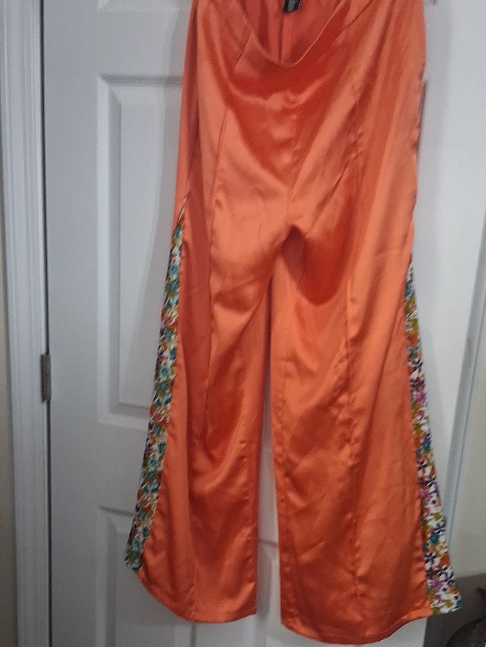 Sincerely Jules Orange Satin Wide-Leg Pants with Floral Side Stripes Sx XL $42.